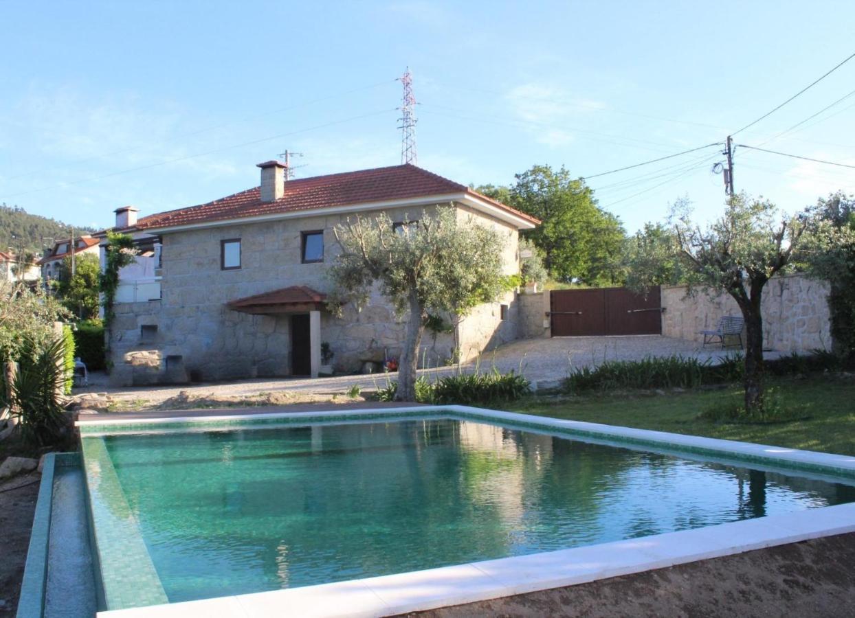 Gasthaus Bernardes House Castelo de Paiva Exterior foto