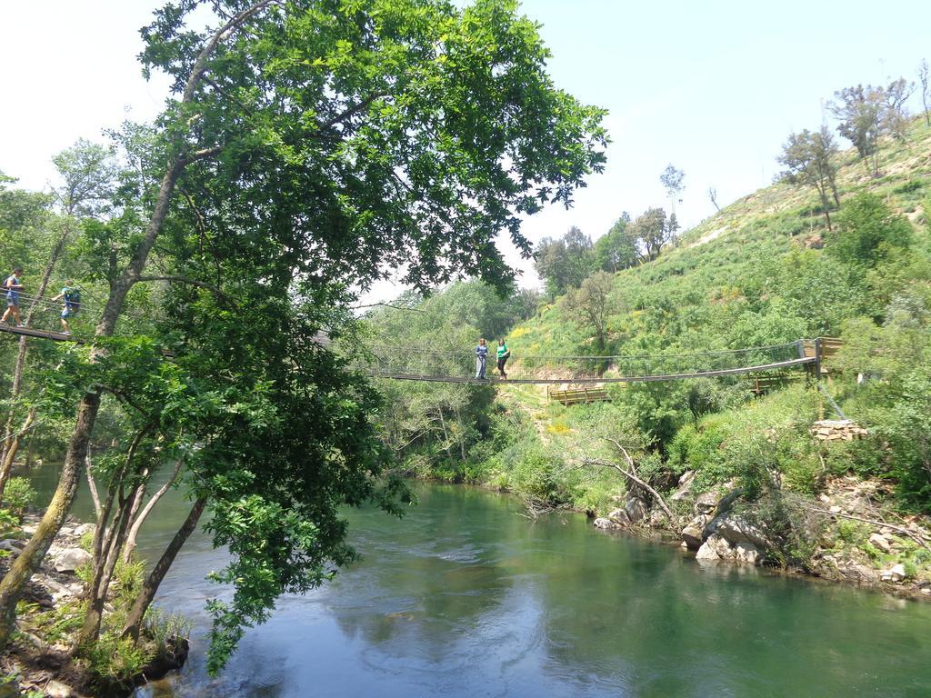 Gasthaus Bernardes House Castelo de Paiva Exterior foto